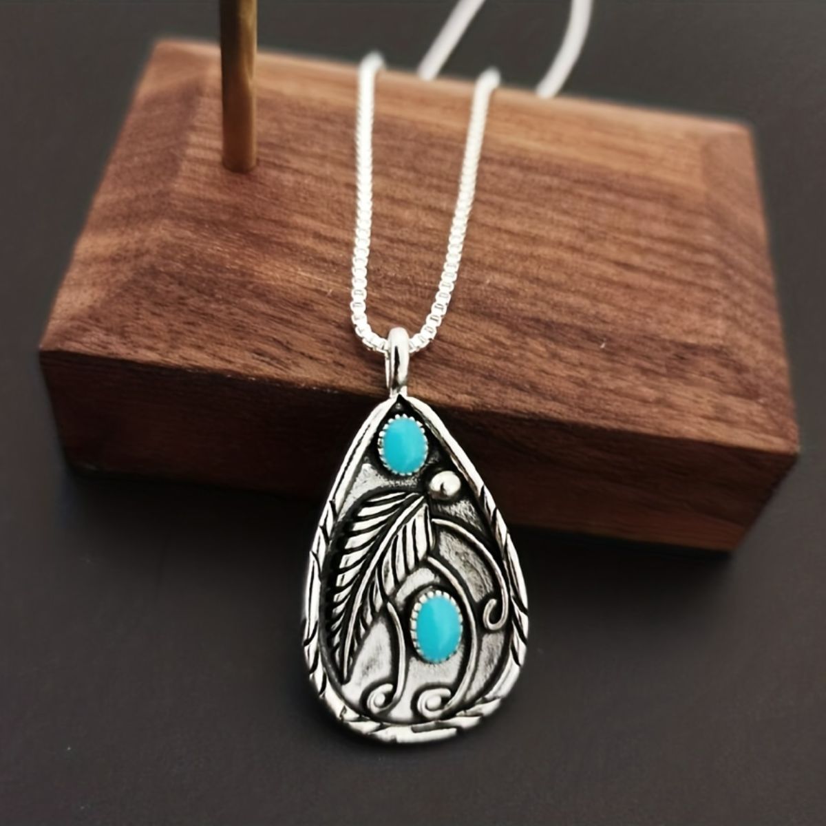 Turquoise Teardrop Pendant Necklace