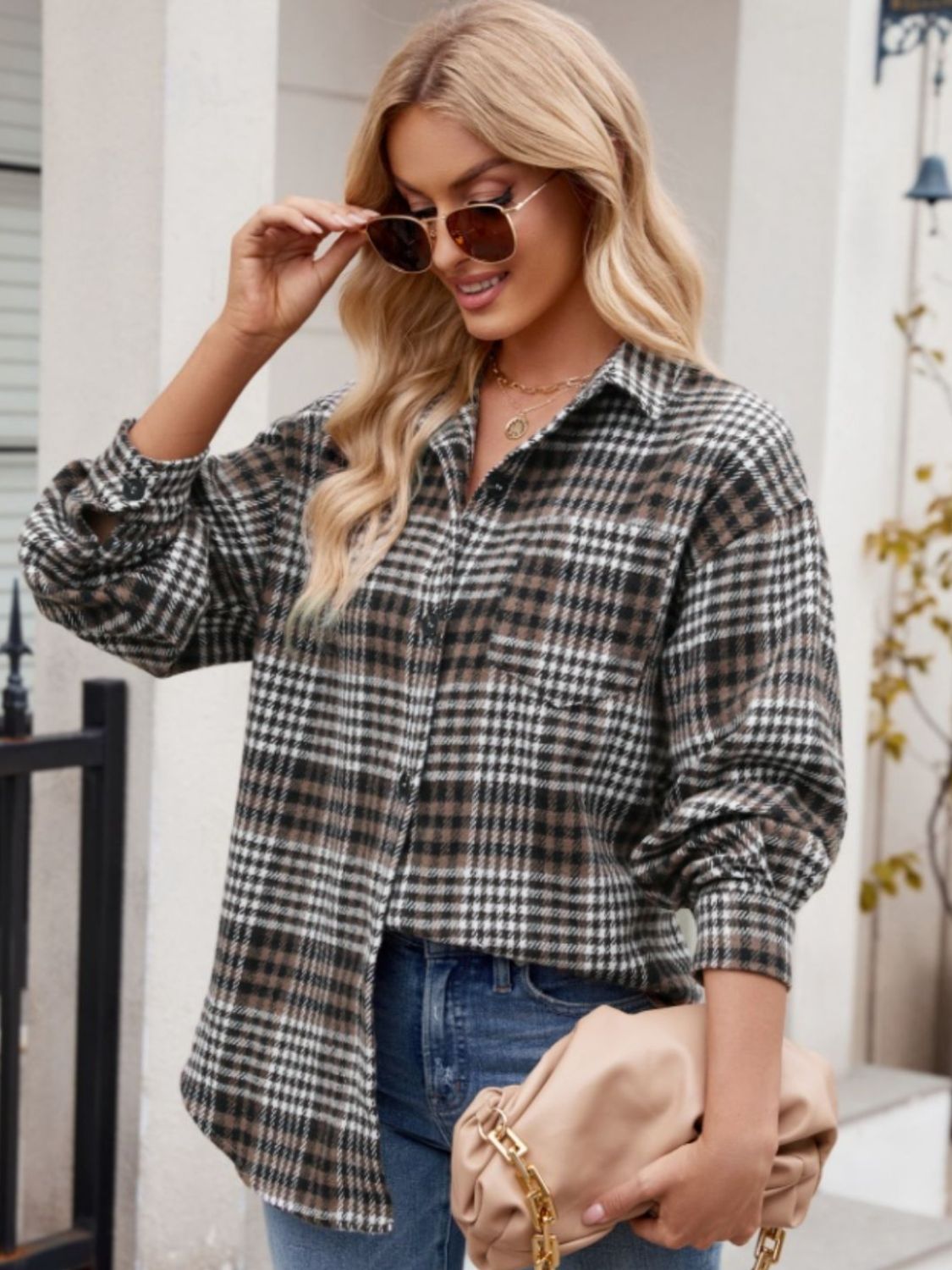 Pocketed Plaid Long Sleeve Shirt